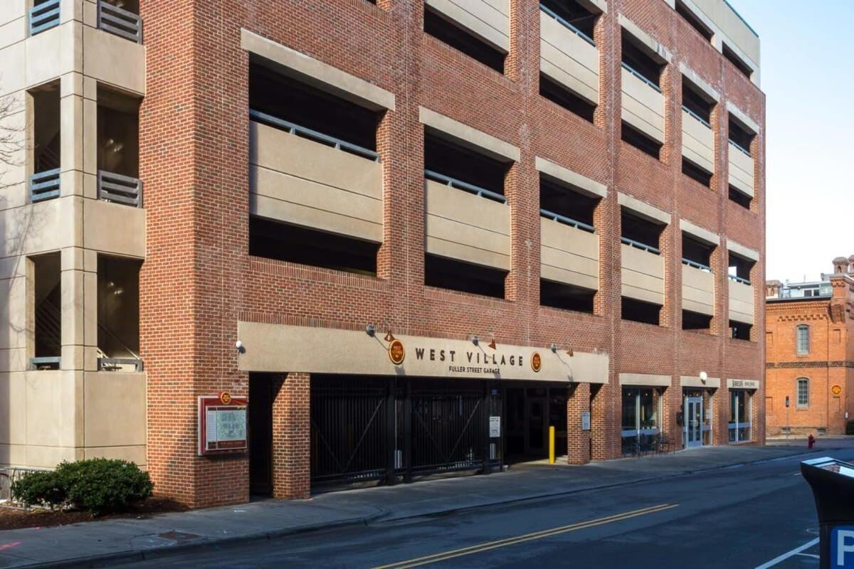 100 Year Old Historic Brick 2Br Loft Large Patio1 Apartment Durham Exterior photo